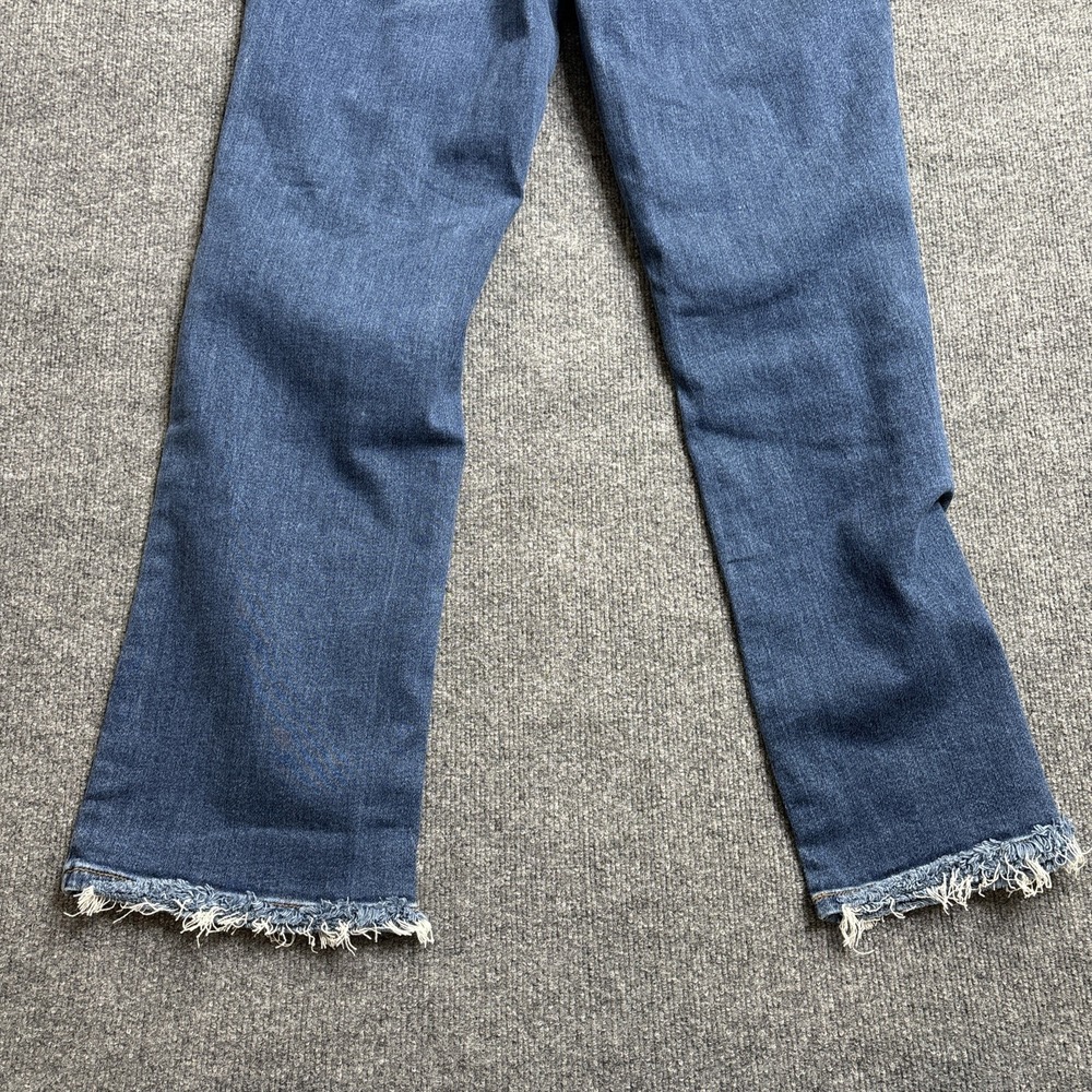 Judy Blue Jeans Women's Size 13 31 Blue Dad Jean Mid Rise Distressed Medium Wash - Picture 7 of 11